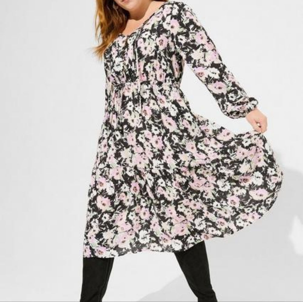 Torrid plus floral swiss dot long sleeves tiered midi dress, 2XL, black - Picture 1 of 13